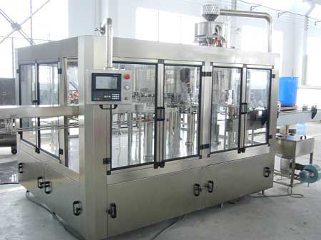 Rotary Rinsing, Filling And Capping Machine For Mineral Water Bottle 24 BPM